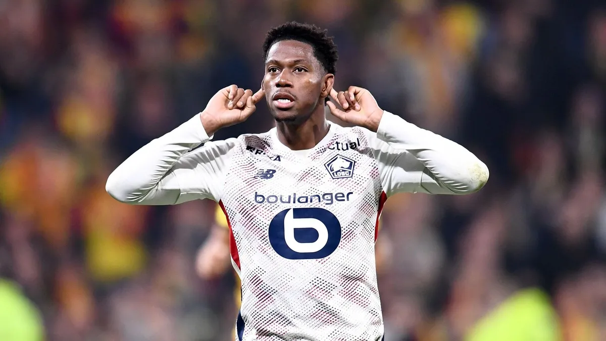 Jonathan David Juventus için İtalya'da!