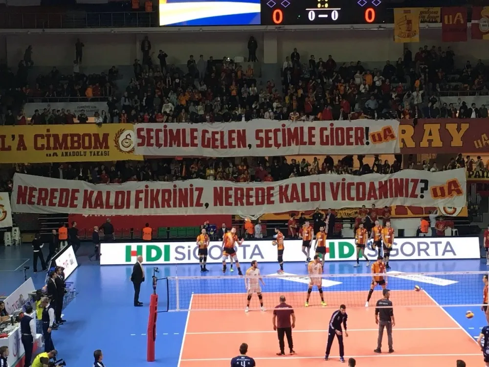 Galatasaray taraftarından Mustafa Cengiz'e destek - 2