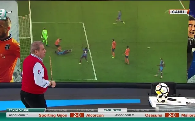 Erman Toroğlu: Pozisyon net penaltı