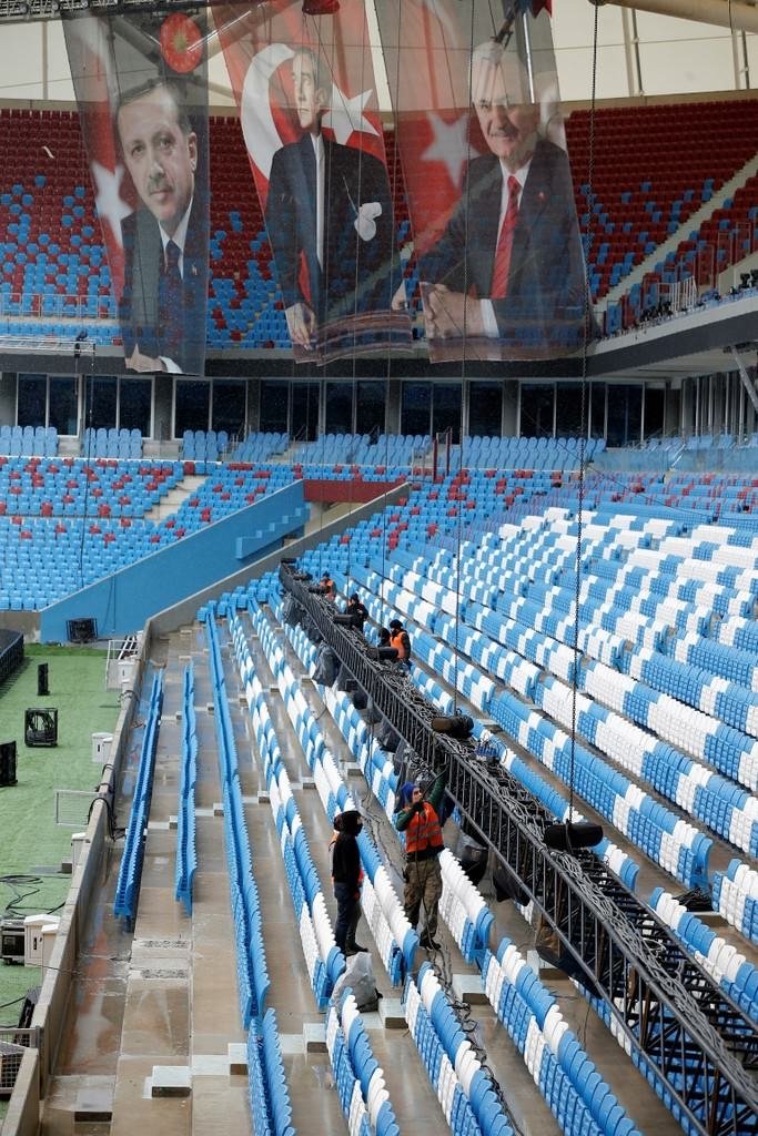 Akyazı Stadı’nın yeni ismi belli oldu