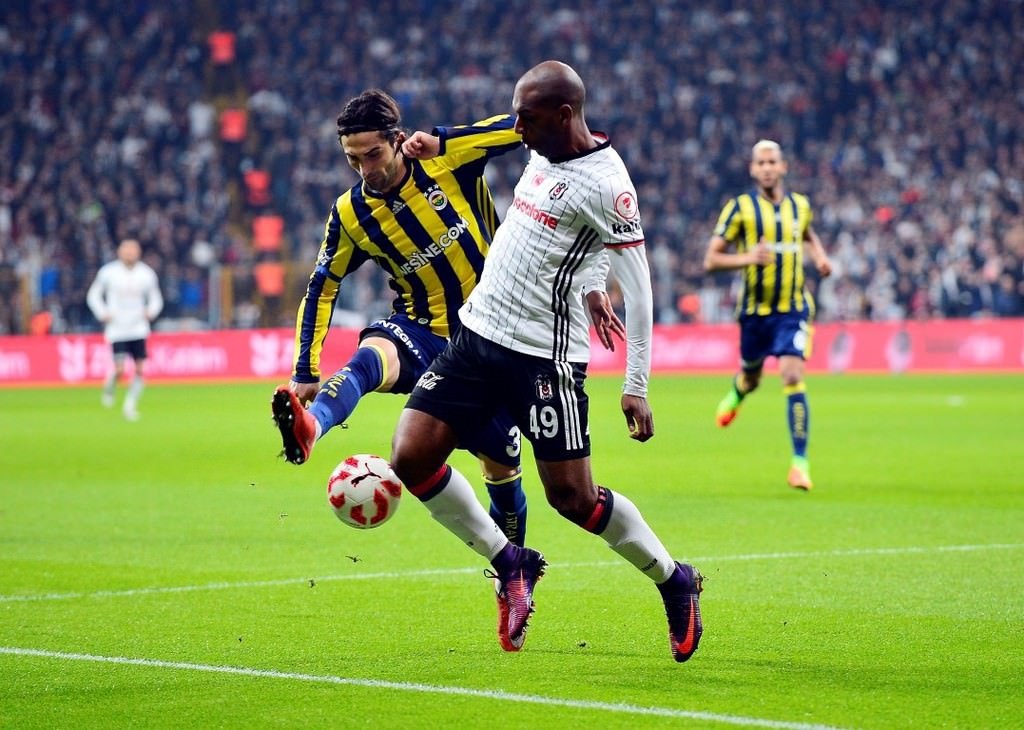 Beşiktaş-Fenerbahçe karşılaşmasından kareler