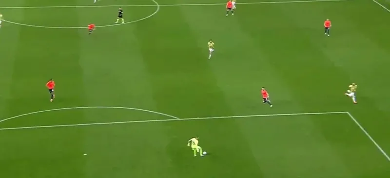 Fenerbahçe-Kasımpaşa maçında Harun Tekin'den büyük hata! - 1