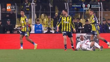 Beşiktaş bu pozisyonda kart bekledi!