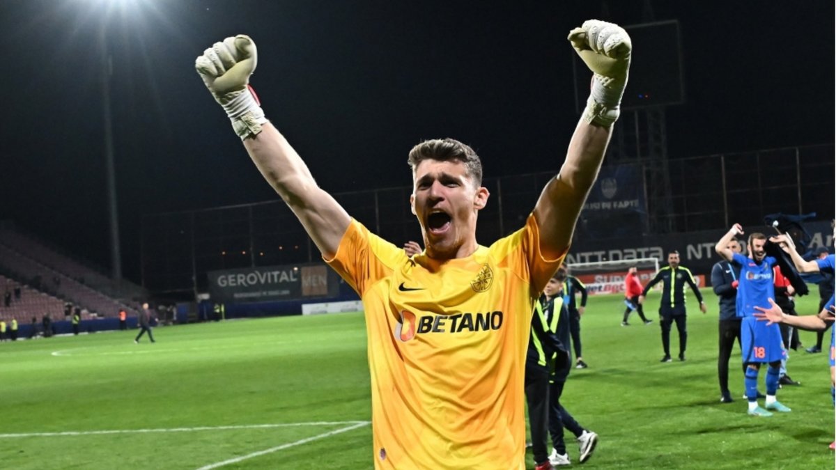 TRANSFER HABERİ | Galatasaray'a Rumen kaleci! Aranan isim bulundu TRANSFER HABERİ | Galatasaray'a Rumen kaleci! Aranan isim bulundu