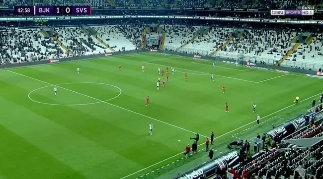 SON DAKİKA BEŞİKTAŞ HABERLERİ - Sergen Yalçın Beşiktaş - Sivasspor maçında kırmızı kart gördü! - 3