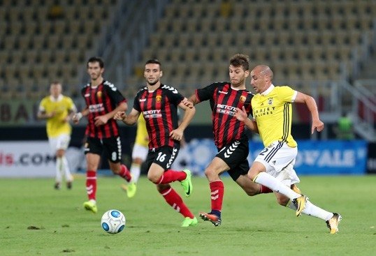 Aykut Kocaman faturayı onlara kesti!