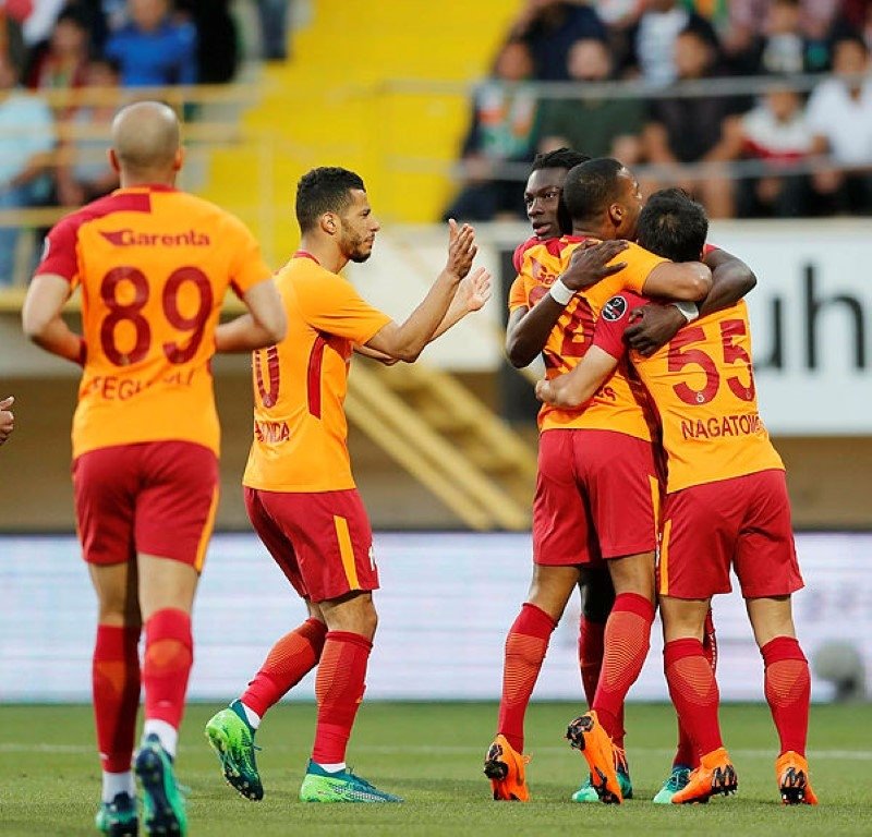 Galatasaray derbiye yabancı kalacak