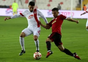 Sivas sahasında Balıkesir ile berabere kaldı