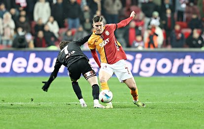 Galatasaray’a Roland Sallai’den kötü haber!