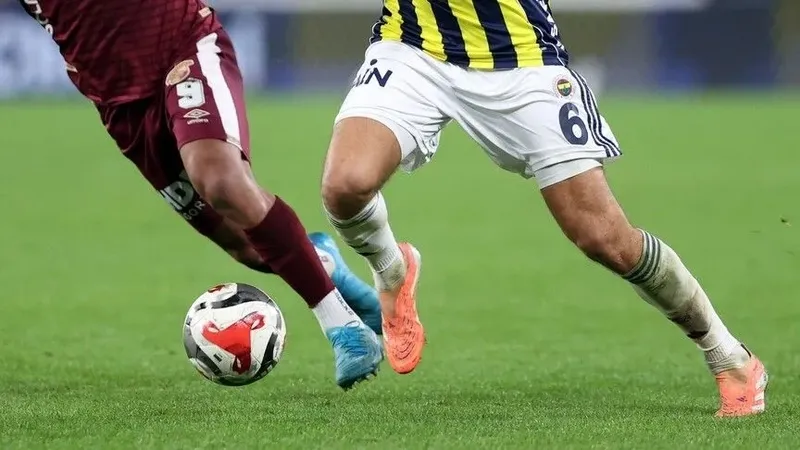 fenerbahce-goztepe-maci-yayin-bilgileri-neler-hangi-kanalda-1793443603860.jpeg Fenerbahçe'nin Göztepe maçı ilk 11'i belli oldu! - 3