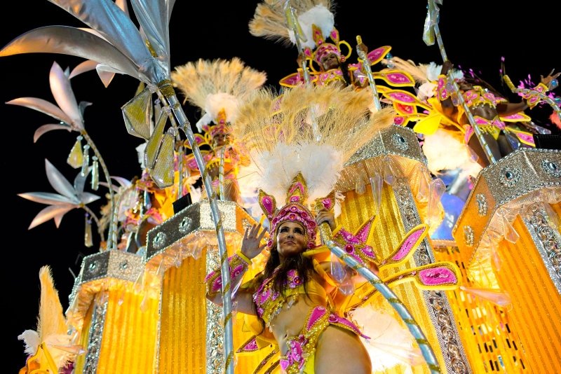 Neymar Rio Karnavalı’nda görüntülendi!