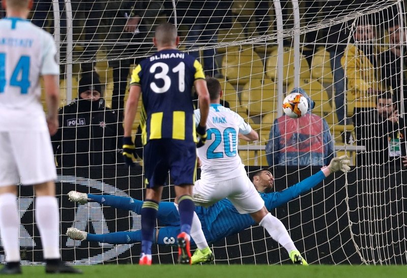 Harun Tekin’den müthiş kurtarış!