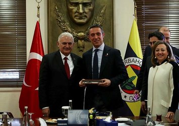 Binali Yıldırım Fenerbahçe Kulübü’nü ziyaret etti