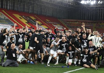 Süper Lig'de şampiyon Beşiktaş!