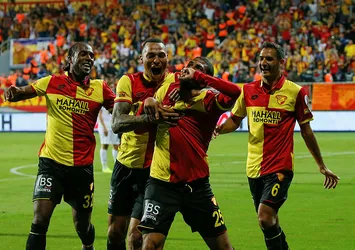 Göztepe'de şov zamanı