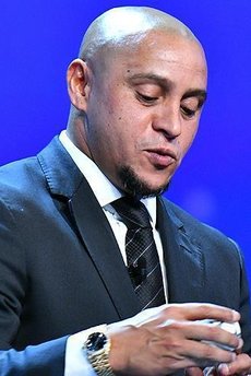 Real Madrid'den Roberto Carlos'a ret