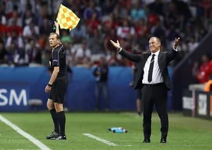 Pirlo, kitabında Fatih Terim'i yerden yere vurdu