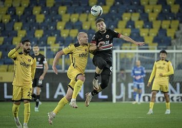 G.Birliği sahasında kazandı!