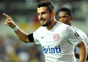 Galatasaray, Emrah Başsan'ı KAP'a bildirdi.