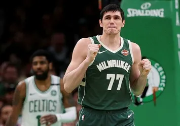 Ersan’lı Bucks seriye bağladı