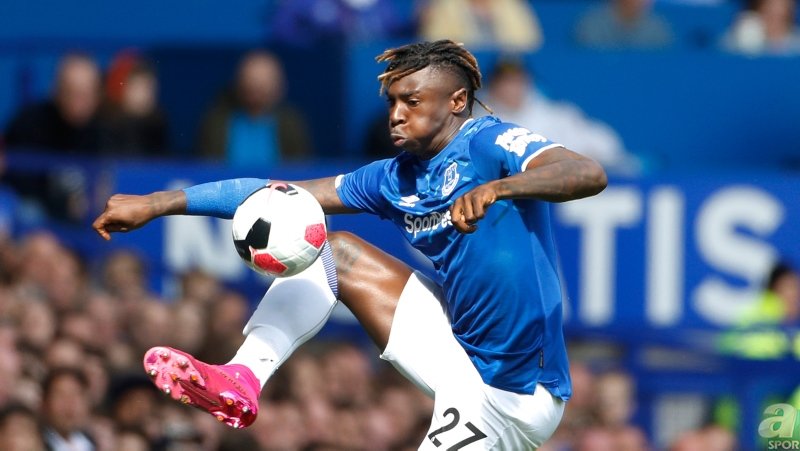 Yıldız futbolcudan corona virüsü skandalı! Kulüpten açıklama geldi