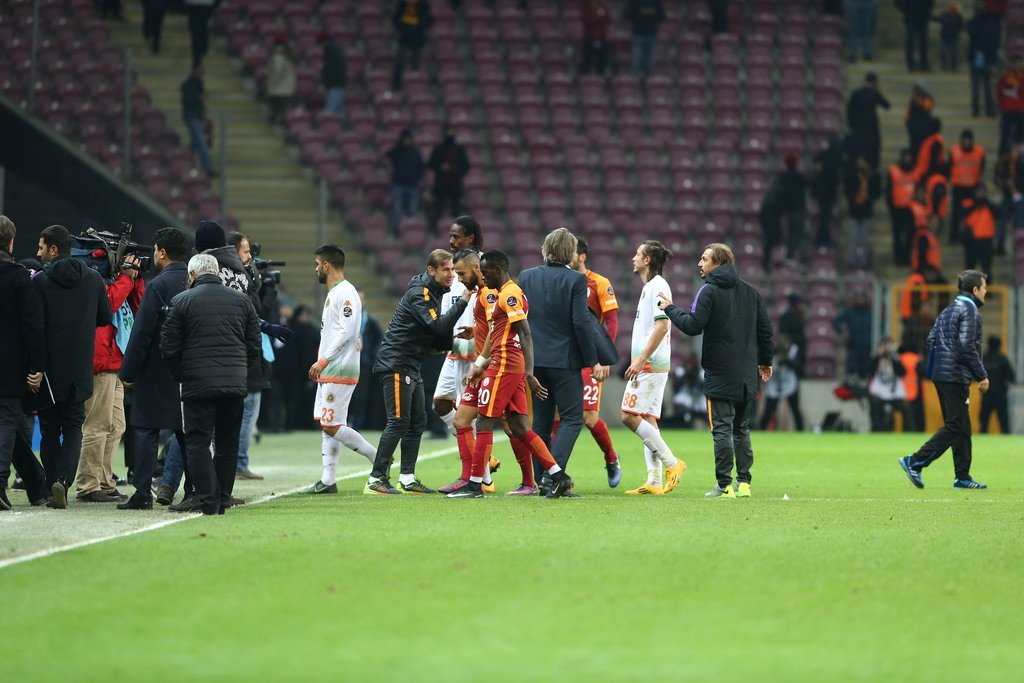 Galatasaray’da Yasin ve Bruma arasında gerginlik!