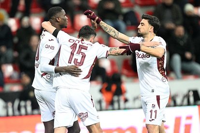 Fırtına Kayseri’de esti!