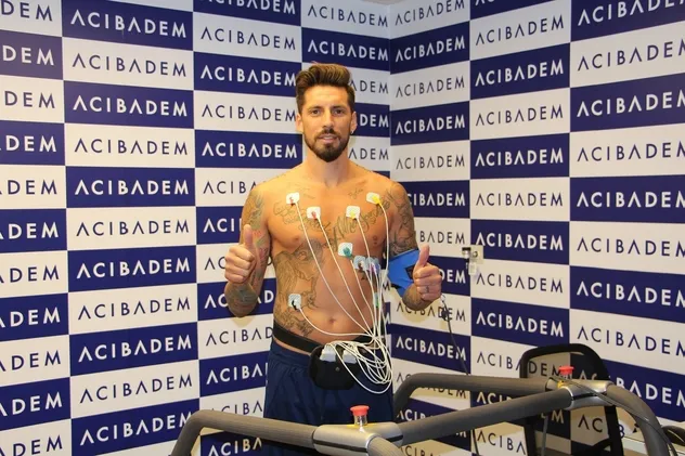 Fenerbahçe'de Jose Sosa sağlık kontrolünden geçti - 1