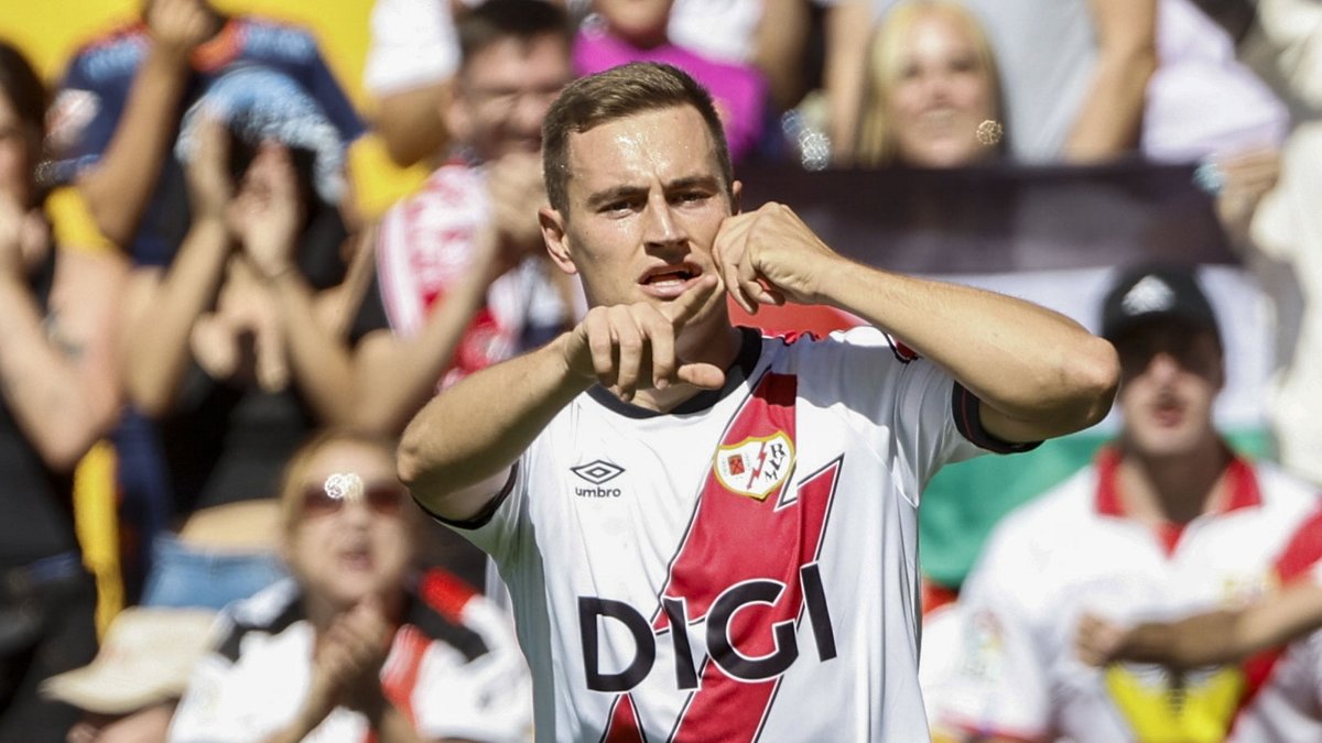 Rayo Vallecano'dan Jorge de Frutos için Beşiktaş'a ret cevabı! Rayo Vallecano'dan Jorge de Frutos için Beşiktaş'a ret cevabı!