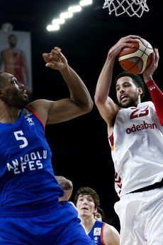 Anadolu Efes, deplasmanda Galatasaray'ı devirdi