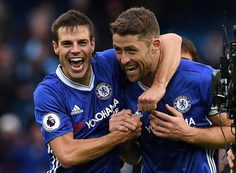 Galatasaray’a Gary Cahill müjdesi