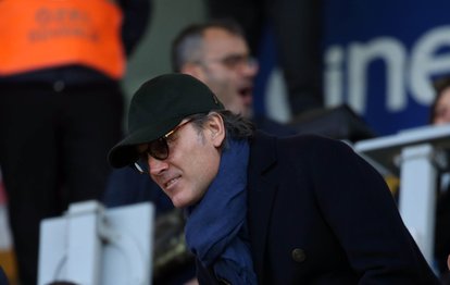 Vincenzo Montella Kasımpaşa - Galatasaray maçını tribünden takip etti!