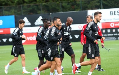Beşiktaş Altay hazırlıklarına ara vermeden başladı