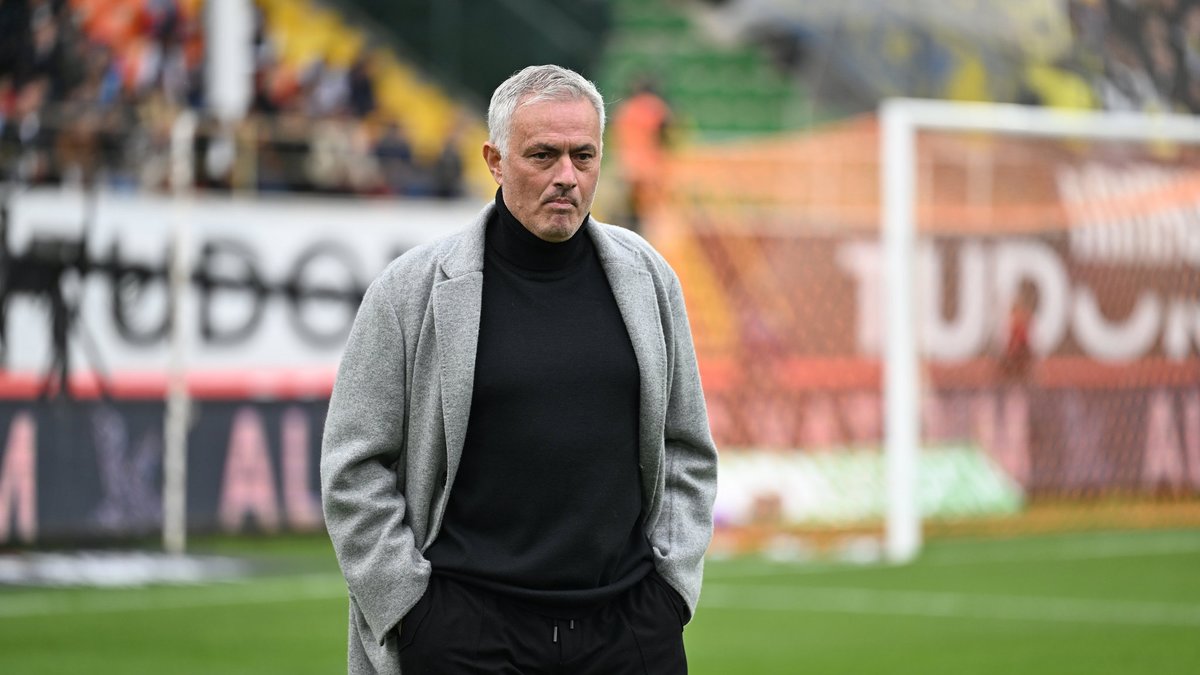 Jose Mourinho'dan maç sonu flaş sözler! Umurumda değil Jose Mourinho'dan maç sonu flaş sözler! Umurumda değil