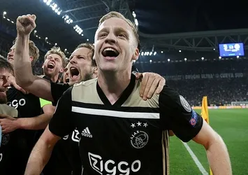 Ajax İtalya'da tarih yazdı!