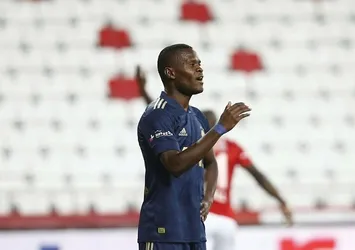 F.Bahçe'ye Samatta'dan kötü haber!