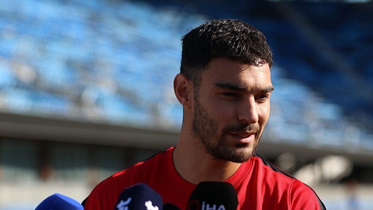Milli futbolcu Kaan Ayhan: Karakterimizle cesur şekilde oynamalıyız!