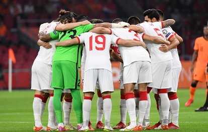 Son dakika spor haberi: Hollanda - Türkiye maçında Şenol Güneş’ten ilk 11’de 6 değişiklik!