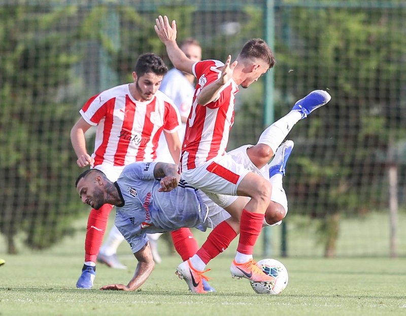 Beşiktaş gençleriyle güldü!