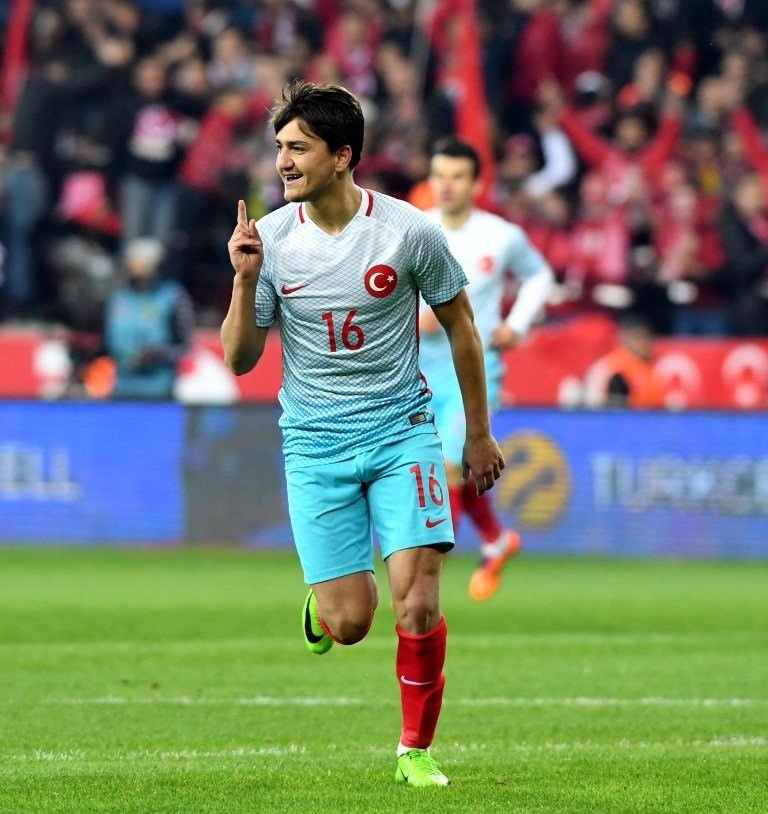 Advocaat, Cengiz Ünder’e hayran kalmış!