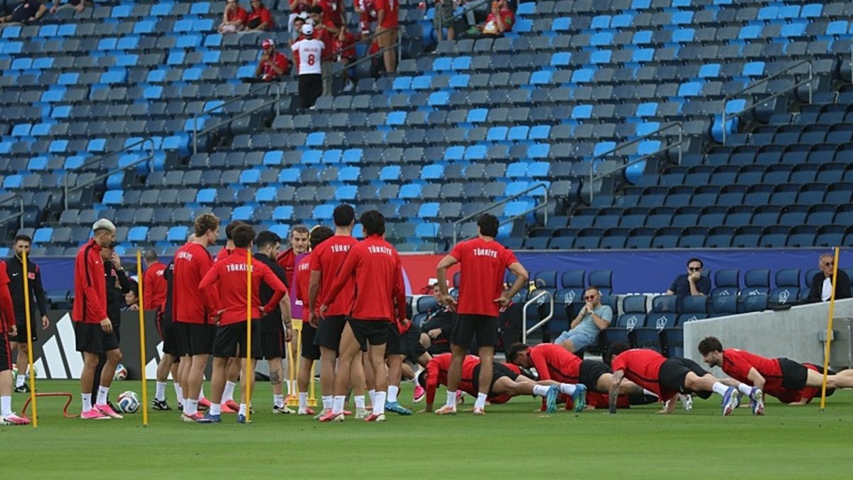 A Milli Futbol Takımı, Los Angeles'taki ilk antrenmanını yaptı