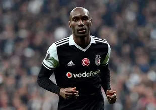 Beşiktaş'ta Atiba şoku! Maça saatler kala...