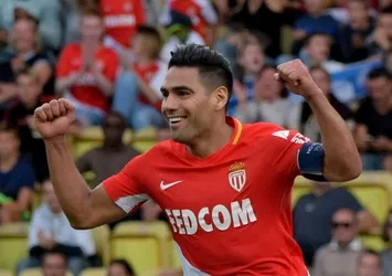 Monaco evinde rahat kazandı