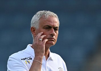 F.Bahçe'de tam 9 ayrılık birden! Mourinho neşteri vurdu
