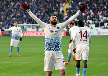 Dertlerin dermanı Burak Yılmaz