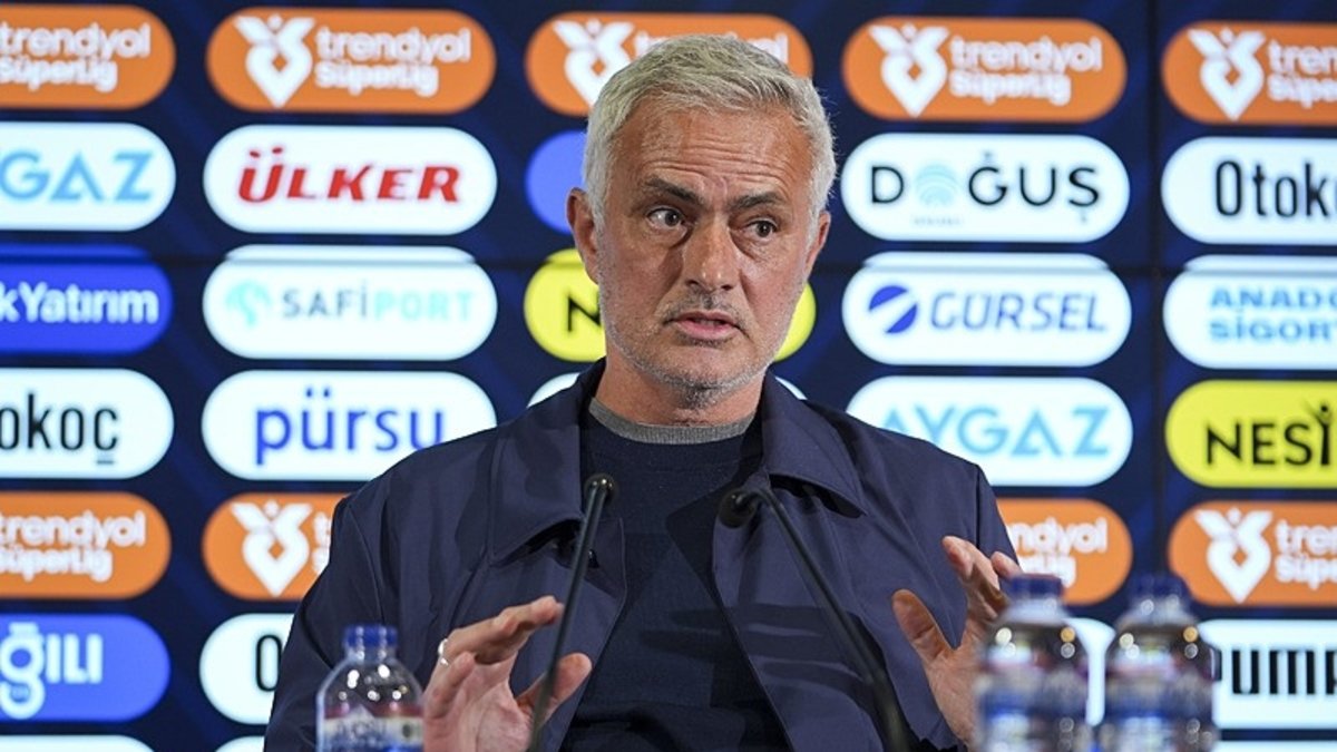 Jose Mourinho'dan Fenerbahçe'ye ret! O teklifi kabul etmedi Jose Mourinho'dan Fenerbahçe'ye ret! O teklifi kabul etmedi