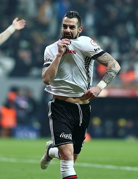 Soldado mu? Negredo mu?