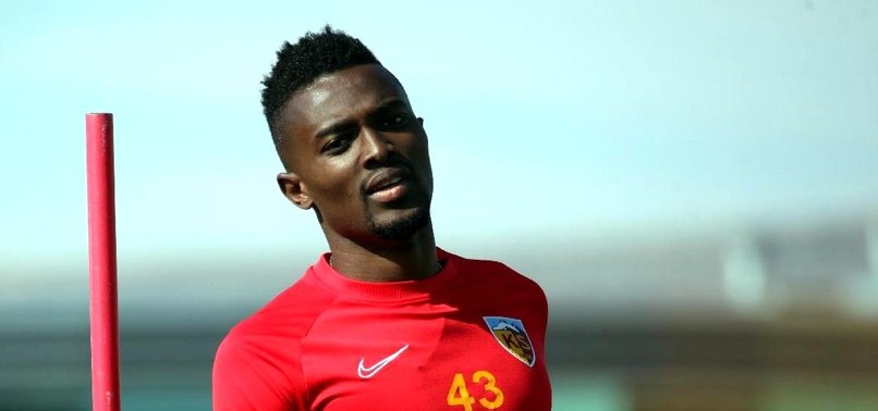Kayserispor'dan Mensah açıklaması! Görüşmeler sürüyor