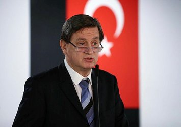 Mesut Urgancılar kafa karşıtırdı