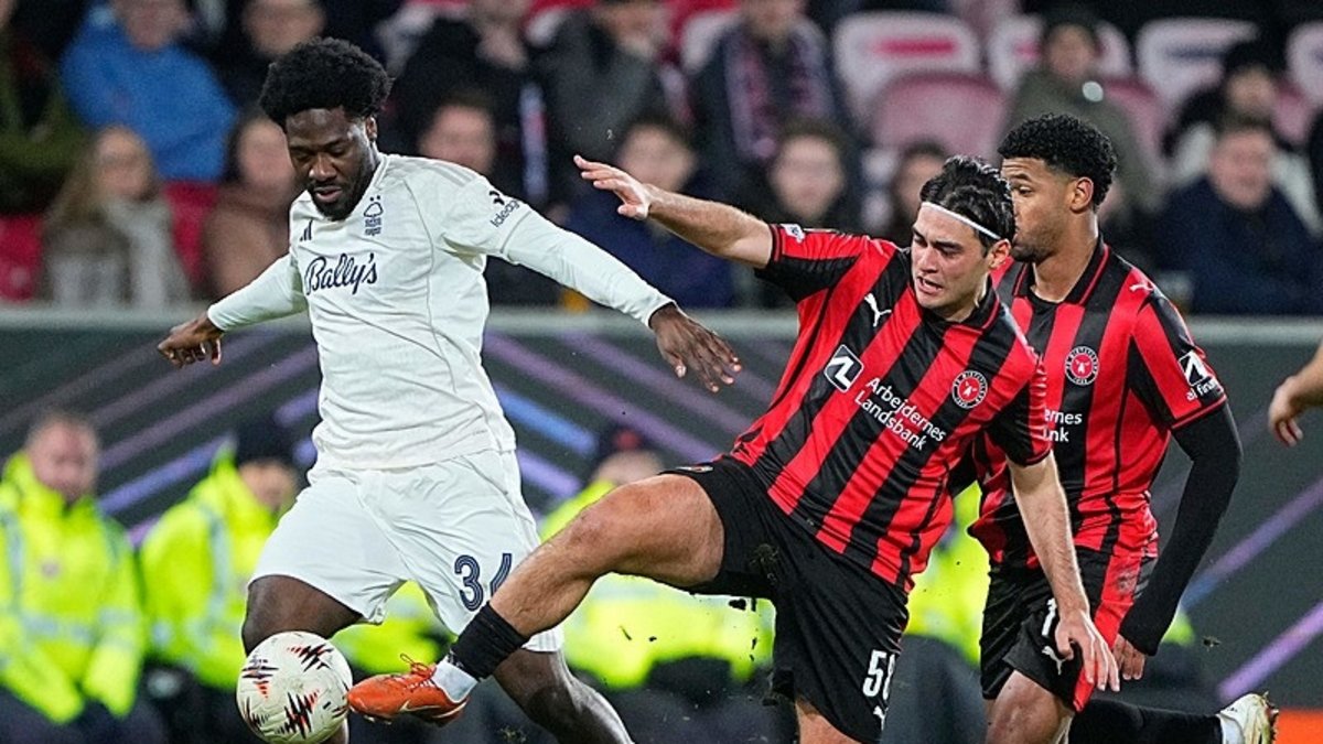 Trabzonspor'un hedefindeki isme Premier Lig'den talip çıktı!